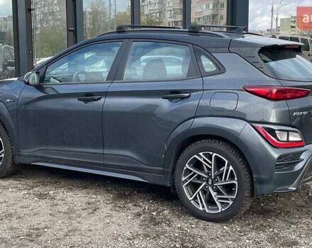 Серый Хендай Kona, объемом двигателя 1.6 л и пробегом 16 тыс. км за 20990 $, фото 3 на Automoto.ua