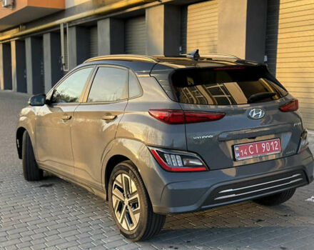 Серый Хендай Kona, объемом двигателя 0 л и пробегом 42 тыс. км за 17900 $, фото 13 на Automoto.ua