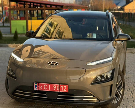 Серый Хендай Kona, объемом двигателя 0 л и пробегом 42 тыс. км за 17900 $, фото 15 на Automoto.ua