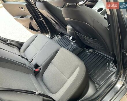 Серый Хендай Kona, объемом двигателя 0 л и пробегом 114 тыс. км за 19950 $, фото 40 на Automoto.ua