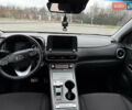 Серый Хендай Kona, объемом двигателя 0 л и пробегом 39 тыс. км за 16999 $, фото 13 на Automoto.ua