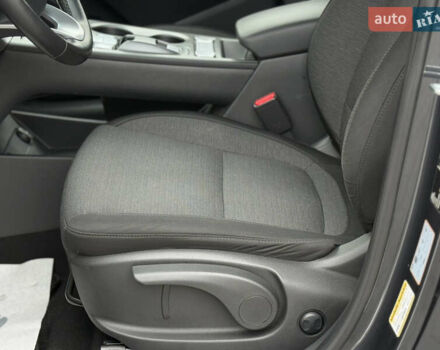 Серый Хендай Kona, объемом двигателя 0 л и пробегом 52 тыс. км за 17299 $, фото 42 на Automoto.ua