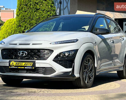 Сірий Хендай Kona, об'ємом двигуна 1.6 л та пробігом 17 тис. км за 25750 $, фото 2 на Automoto.ua
