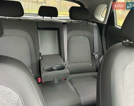 Серый Хендай Kona, объемом двигателя 0 л и пробегом 61 тыс. км за 17900 $, фото 41 на Automoto.ua