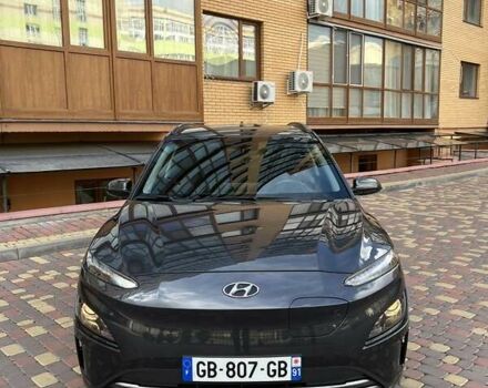 Серый Хендай Kona, объемом двигателя 0 л и пробегом 114 тыс. км за 19950 $, фото 1 на Automoto.ua