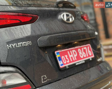 Серый Хендай Kona, объемом двигателя 0 л и пробегом 52 тыс. км за 17299 $, фото 17 на Automoto.ua