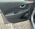Серый Хендай Kona, объемом двигателя 0 л и пробегом 61 тыс. км за 17900 $, фото 26 на Automoto.ua