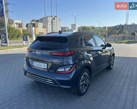 Серый Хендай Kona, объемом двигателя 0 л и пробегом 45 тыс. км за 16800 $, фото 7 на Automoto.ua