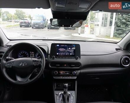 Сірий Хендай Kona, об'ємом двигуна 1.6 л та пробігом 19 тис. км за 23000 $, фото 12 на Automoto.ua