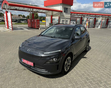Сірий Хендай Kona, об'ємом двигуна 0 л та пробігом 59 тис. км за 18900 $, фото 8 на Automoto.ua