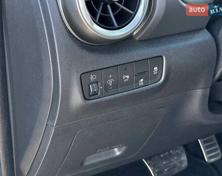 Сірий Хендай Kona, об'ємом двигуна 0 л та пробігом 38 тис. км за 17888 $, фото 23 на Automoto.ua