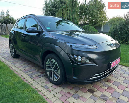Сірий Хендай Kona, об'ємом двигуна 0 л та пробігом 66 тис. км за 16000 $, фото 4 на Automoto.ua