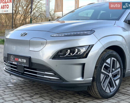 Серый Хендай Kona, объемом двигателя 0 л и пробегом 35 тыс. км за 17999 $, фото 11 на Automoto.ua