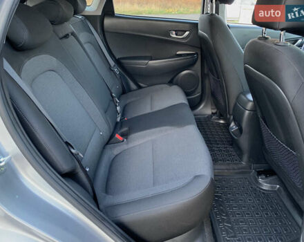 Серый Хендай Kona, объемом двигателя 0 л и пробегом 35 тыс. км за 17999 $, фото 34 на Automoto.ua