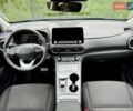 Серый Хендай Kona, объемом двигателя 0 л и пробегом 52 тыс. км за 17200 $, фото 29 на Automoto.ua