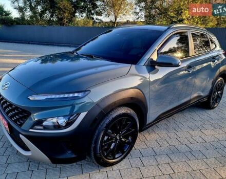 Серый Хендай Kona, объемом двигателя 2 л и пробегом 69 тыс. км за 17800 $, фото 3 на Automoto.ua