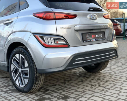 Серый Хендай Kona, объемом двигателя 0 л и пробегом 35 тыс. км за 17999 $, фото 21 на Automoto.ua