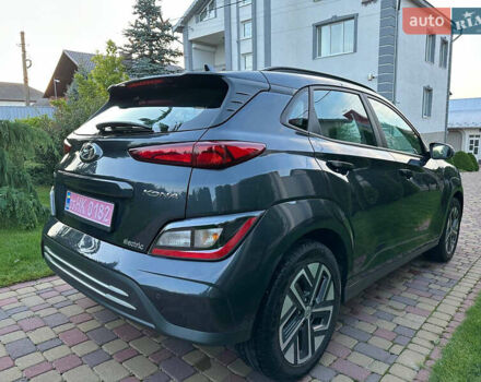 Сірий Хендай Kona, об'ємом двигуна 0 л та пробігом 66 тис. км за 16000 $, фото 3 на Automoto.ua