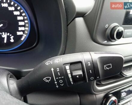 Сірий Хендай Kona, об'ємом двигуна 1.6 л та пробігом 19 тис. км за 23000 $, фото 17 на Automoto.ua