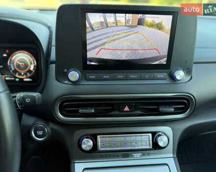 Серый Хендай Kona, объемом двигателя 0 л и пробегом 43 тыс. км за 16900 $, фото 21 на Automoto.ua