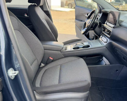 Серый Хендай Kona, объемом двигателя 0 л и пробегом 60 тыс. км за 19700 $, фото 36 на Automoto.ua