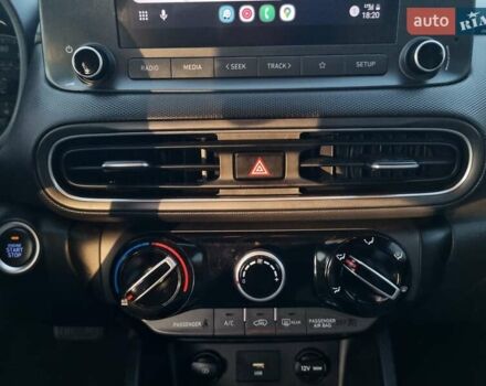 Серый Хендай Kona, объемом двигателя 2 л и пробегом 69 тыс. км за 17800 $, фото 29 на Automoto.ua