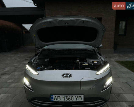 Сірий Хендай Kona, об'ємом двигуна 0 л та пробігом 57 тис. км за 17700 $, фото 40 на Automoto.ua