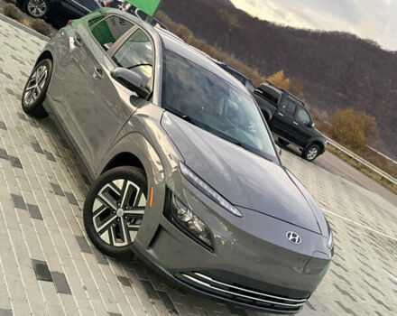 Серый Хендай Kona, объемом двигателя 0 л и пробегом 118 тыс. км за 18999 $, фото 7 на Automoto.ua