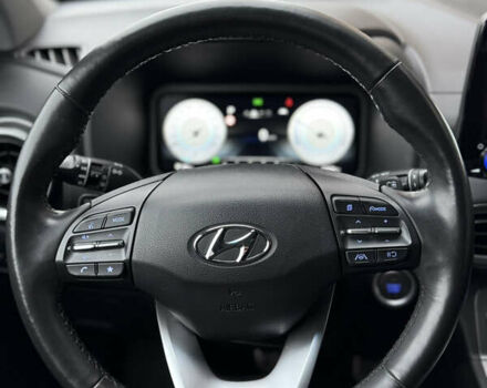 Серый Хендай Kona, объемом двигателя 0 л и пробегом 53 тыс. км за 17400 $, фото 13 на Automoto.ua