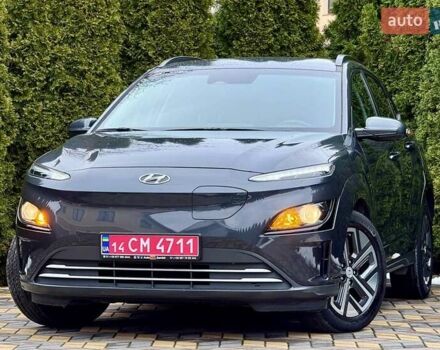 Серый Хендай Kona, объемом двигателя 0 л и пробегом 24 тыс. км за 16800 $, фото 2 на Automoto.ua