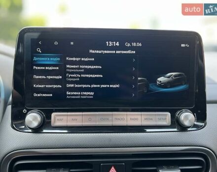 Сірий Хендай Kona, об'ємом двигуна 0 л та пробігом 86 тис. км за 16650 $, фото 24 на Automoto.ua