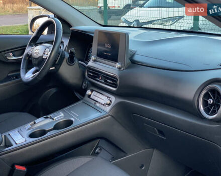 Серый Хендай Kona, объемом двигателя 0 л и пробегом 35 тыс. км за 17999 $, фото 36 на Automoto.ua