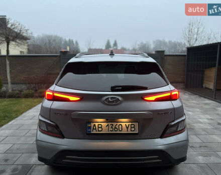 Сірий Хендай Kona, об'ємом двигуна 0 л та пробігом 57 тис. км за 17700 $, фото 5 на Automoto.ua