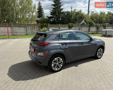 Сірий Хендай Kona, об'ємом двигуна 0 л та пробігом 59 тис. км за 18900 $, фото 3 на Automoto.ua