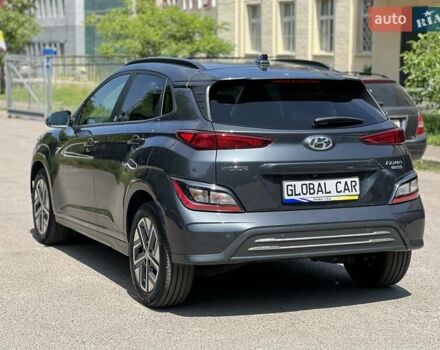 Серый Хендай Kona, объемом двигателя 0 л и пробегом 86 тыс. км за 16650 $, фото 8 на Automoto.ua