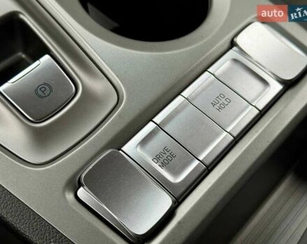 Серый Хендай Kona, объемом двигателя 0 л и пробегом 24 тыс. км за 16800 $, фото 34 на Automoto.ua