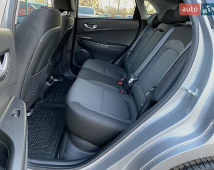 Серый Хендай Kona, объемом двигателя 0 л и пробегом 35 тыс. км за 17999 $, фото 30 на Automoto.ua