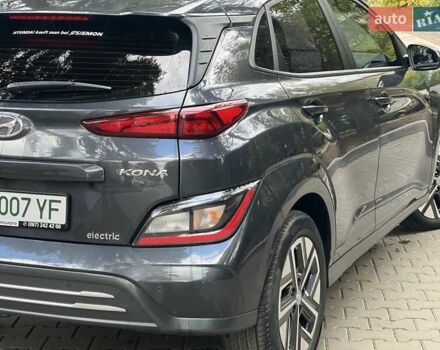 Серый Хендай Kona, объемом двигателя 0 л и пробегом 58 тыс. км за 16950 $, фото 6 на Automoto.ua