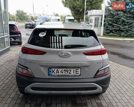Сірий Хендай Kona, об'ємом двигуна 1.6 л та пробігом 19 тис. км за 23000 $, фото 5 на Automoto.ua