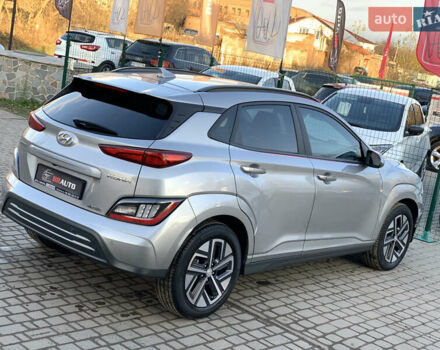 Серый Хендай Kona, объемом двигателя 0 л и пробегом 35 тыс. км за 17999 $, фото 16 на Automoto.ua