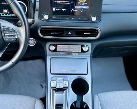 Серый Хендай Kona, объемом двигателя 0 л и пробегом 34 тыс. км за 20999 $, фото 8 на Automoto.ua