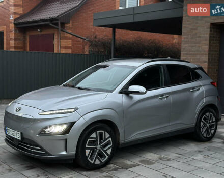 Сірий Хендай Kona, об'ємом двигуна 0 л та пробігом 57 тис. км за 17700 $, фото 2 на Automoto.ua