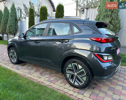Сірий Хендай Kona, об'ємом двигуна 0 л та пробігом 66 тис. км за 16000 $, фото 2 на Automoto.ua