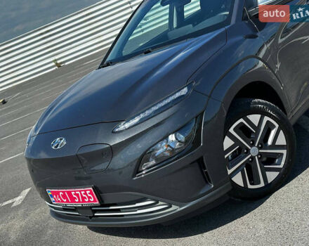 Сірий Хендай Kona, об'ємом двигуна 0 л та пробігом 38 тис. км за 17888 $, фото 3 на Automoto.ua