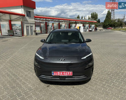 Сірий Хендай Kona, об'ємом двигуна 0 л та пробігом 59 тис. км за 18900 $, фото 9 на Automoto.ua