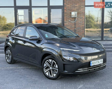 Серый Хендай Kona, объемом двигателя 0 л и пробегом 43 тыс. км за 16900 $, фото 9 на Automoto.ua