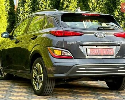 Серый Хендай Kona, объемом двигателя 0 л и пробегом 97 тыс. км за 18700 $, фото 9 на Automoto.ua