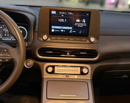 Серый Хендай Kona, объемом двигателя 0 л и пробегом 118 тыс. км за 18999 $, фото 13 на Automoto.ua