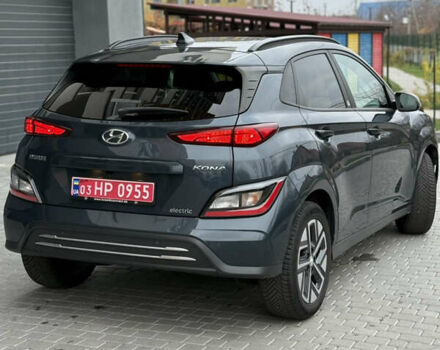 Серый Хендай Kona, объемом двигателя 0 л и пробегом 53 тыс. км за 17400 $, фото 4 на Automoto.ua