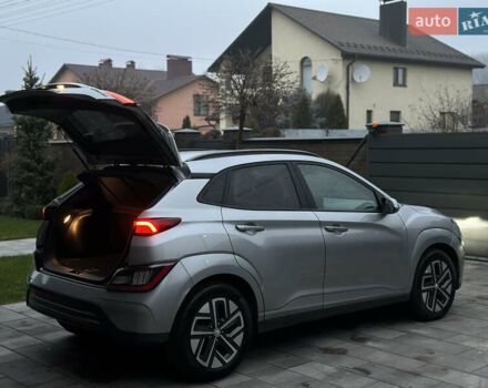 Сірий Хендай Kona, об'ємом двигуна 0 л та пробігом 57 тис. км за 17700 $, фото 14 на Automoto.ua
